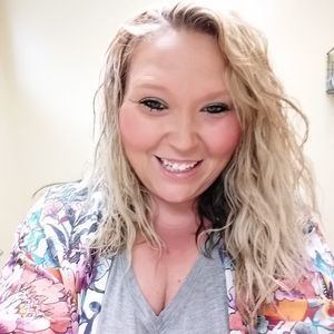 Meet your Posher, Leigha